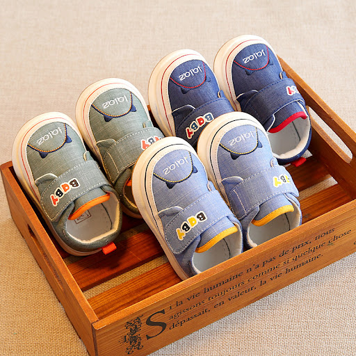 Title 5, Soft-soled toddler shoes for little feet Comfor...