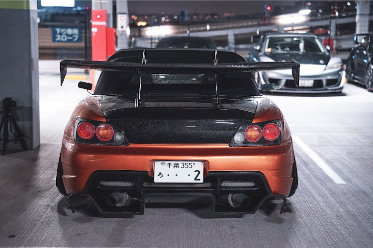 S2000の仕様変更・エアサス・スワンネックGTウイング・スタンスに関するカスタム事例の投稿画像2枚目