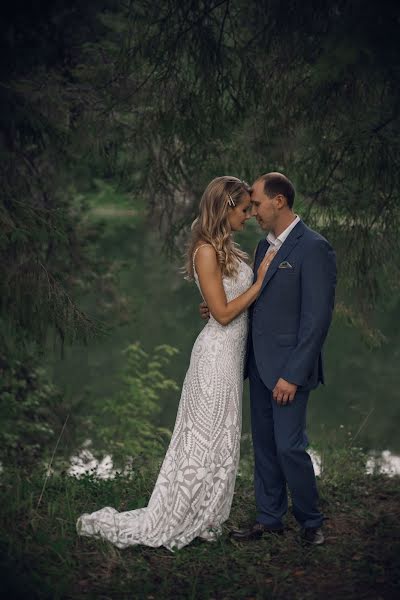 Fotógrafo de casamento Valentina Solnyshkova (solnyshkova). Foto de 3 de maio 2020