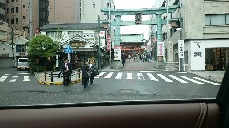 ハリアーの右斜め前写真展・タイヤ購入に関するカスタム事例の投稿画像16枚目