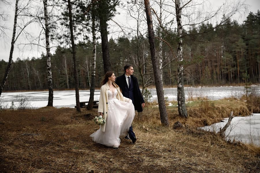 Fotógrafo de casamento Yuriy Teplov (teplovphoto). Foto de 25 de outubro 2021