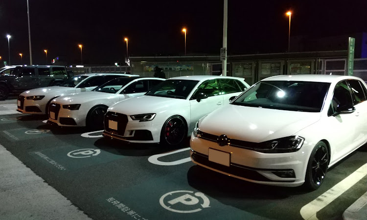A6 アバントの辰巳pa・A5 Sportback・RS3 Sportback・VW Golf TSIに関するカスタム事例の投稿画像2枚目