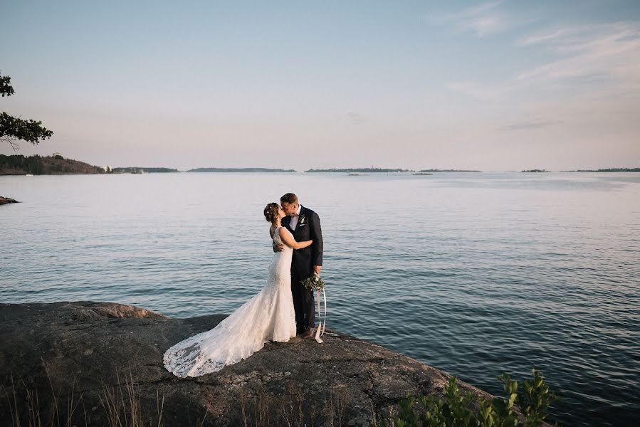 Photographe de mariage Dominika Montonen-Koivisto (montonenkoivisto). Photo du 19 mai 2023