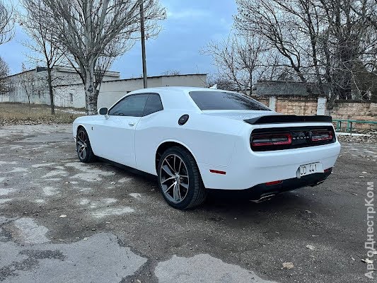 продам авто Dodge Challenger Challenger III фото 4