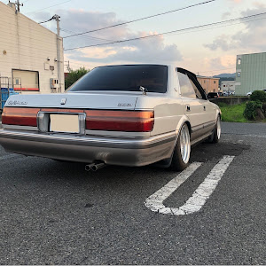 クラウンセダン JZS131