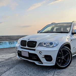 X5 E70