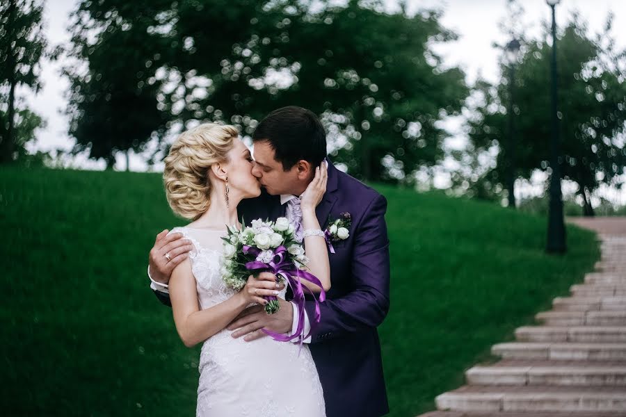 Fotografo di matrimoni Aleksandra Epifanova (sallyphoto). Foto del 26 luglio 2017