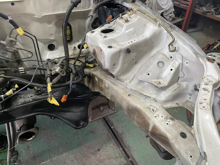 シビックタイプRのエンジン持って帰って綺麗にしたいけど難しい・パーツいっぱい持って帰る・4月9日のタイプRイベント行かれへんに関するカスタム事例の投稿画像4枚目