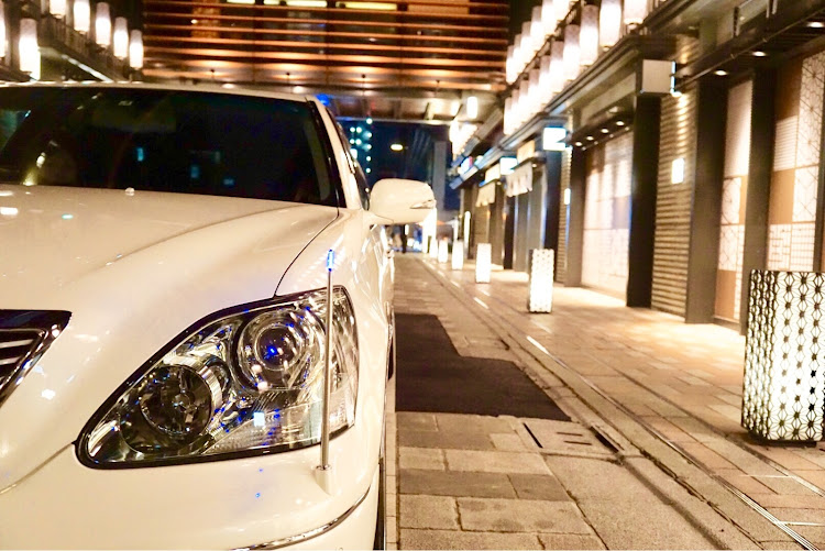 セルシオのコレド室町・04style・夜のパトロール・セルシオトムス・04りりココに関するカスタム事例の投稿画像2枚目