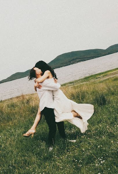 結婚式の写真家Katerina Grigo (lamoureuse)。5月9日の写真