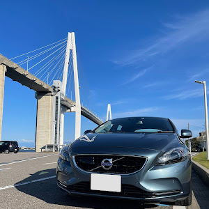 V40 T4