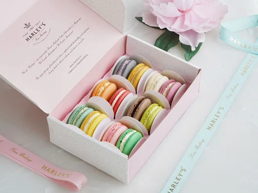 Assorted French Macarons [Pack Of 12]