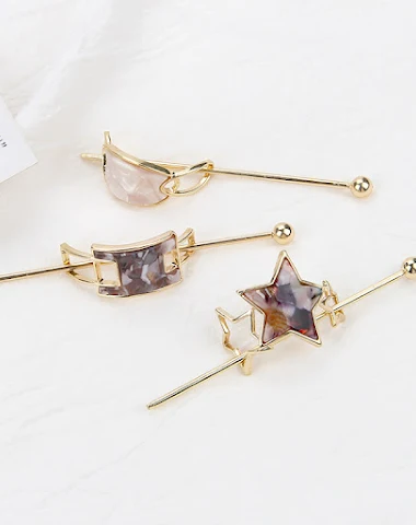 Geometric alloy hairpin for women. - 0