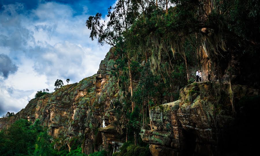 Wedding photographer Santiago Ospina (santiagoospina). Photo of 13 April 2018