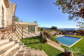 villa à Saint paul de Vence (06)