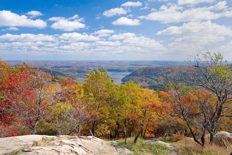 A view of the Hudson River Valley in fall. See it on an American Cruise Lines vacation. 