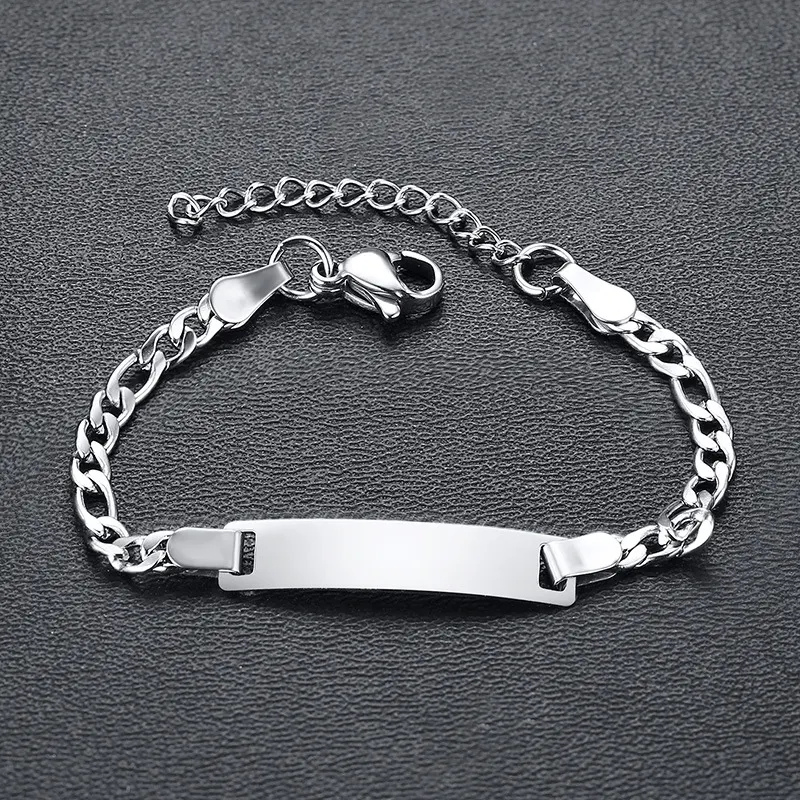 Bracelet Enfant Acier Inoxydable Plaque Courbe Ajustable 12et3cm Avec Gravure Personnalisée Bijou Enfant Résistant et Sûr Cadeau Parfait