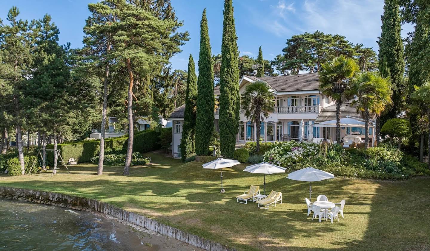 Maison avec piscine et jardin Sciez