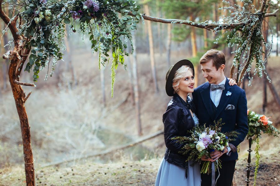 Wedding photographer Mikhail Nikiforov (photonm). Photo of 19 April 2015