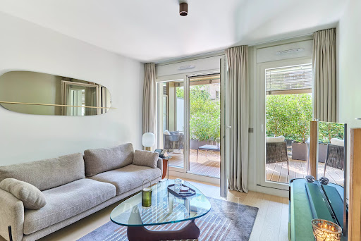 Apartment with terrace 2