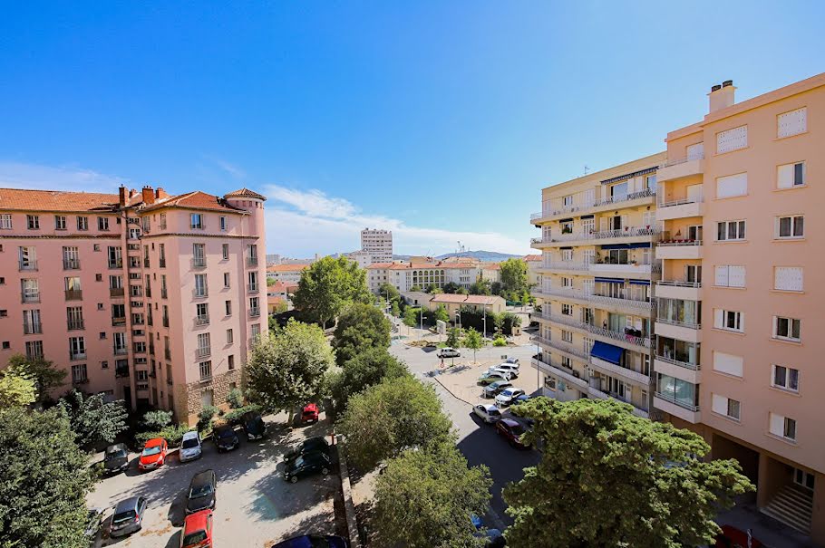 Location  appartement 3 pièces 68.26 m² à Toulon (83000), 895 €