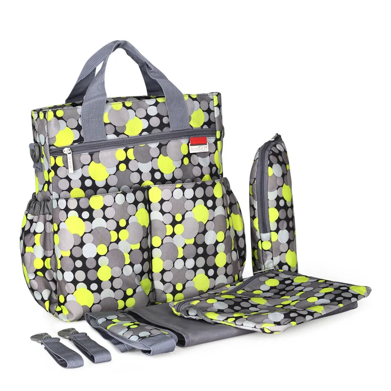 Multifunctionele luiertas set voor mama's. Ruim, met meerdere compartimenten, waterdicht en stijlvol. Ideaal voor baby's.