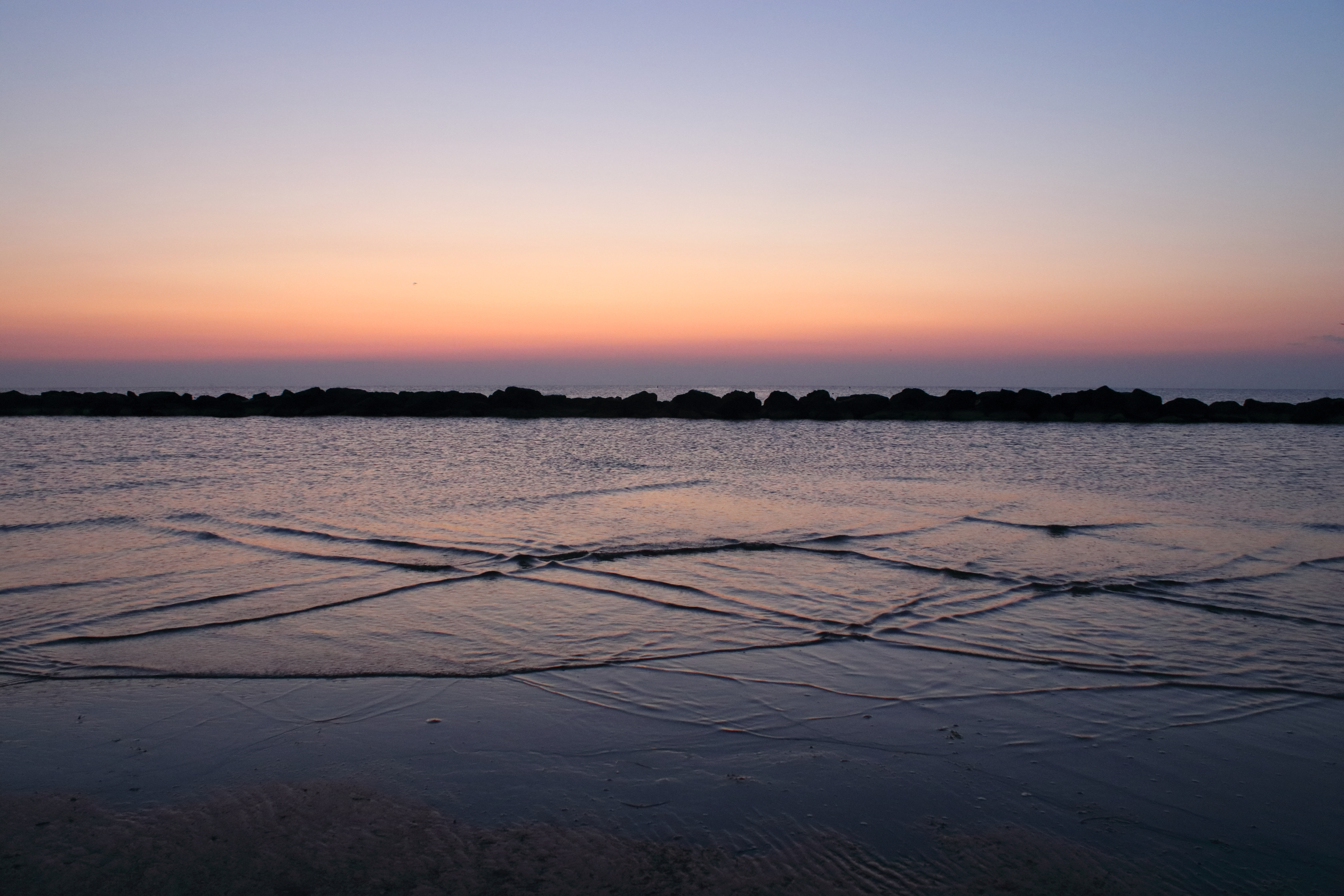 All'alba in riva al mare di roberto_rusticali