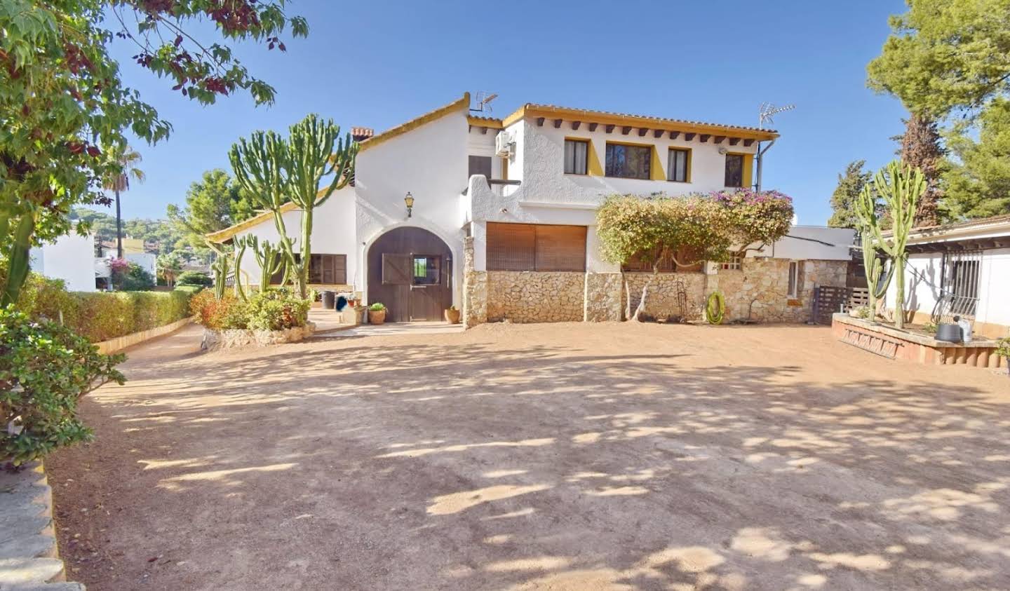 Property with pool Calvià