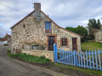 maison à Neuilly-le-Vendin (53)