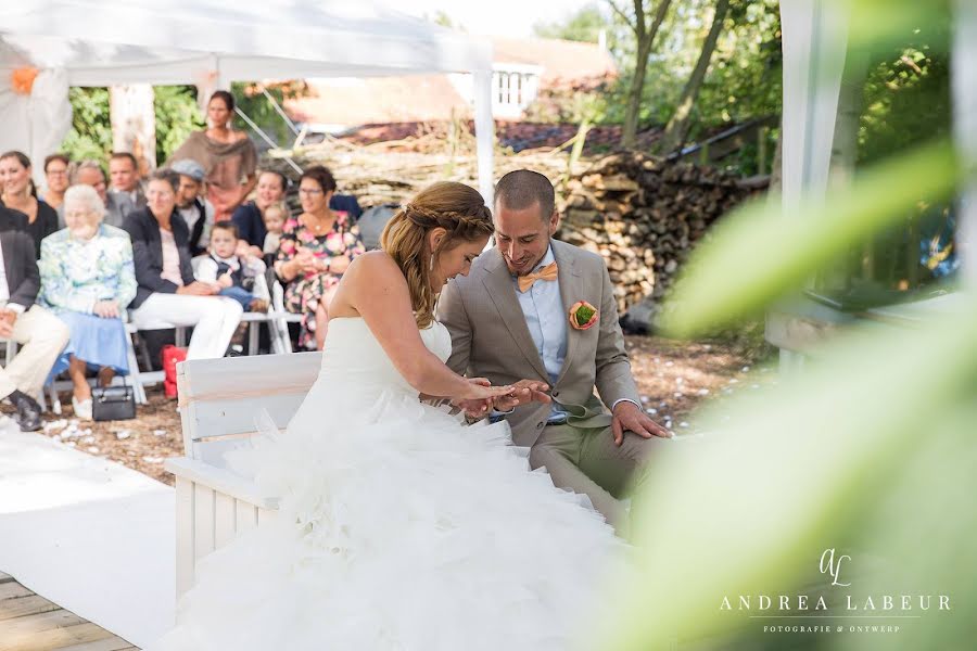 婚禮攝影師Andrea Labeur（zeeuwslief）。2019 3月5日的照片