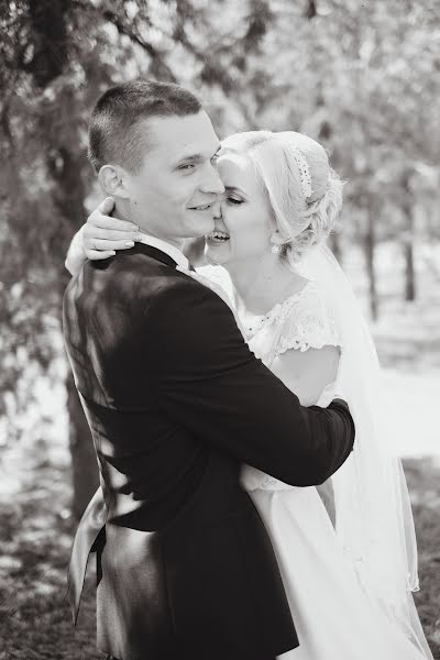 Wedding photographer Mikhail Voskoboynik (voskoboynik). Photo of 15 May 2015