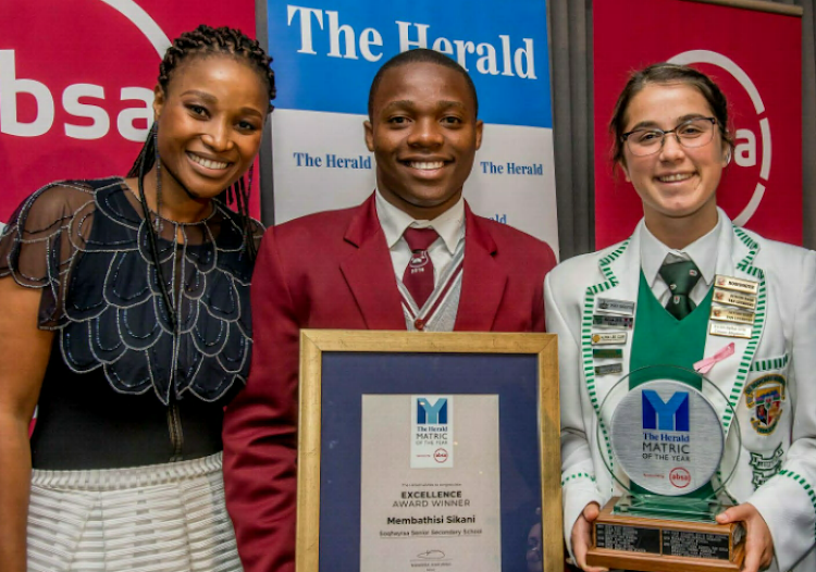 Celebrating at 2018’s The Herald Matric of the Year awards ceremony are The Herald and Weekend Post editor Nwabisa Makunga, the Excellence Award winner from Soqhayisa Senior Secondary, Membathisi Sikani, and the Absa Matric of the Year winner from Brandwag High School, Chanri Strydom