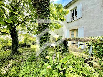 maison à Saint-Pierre-d'Aurillac (33)