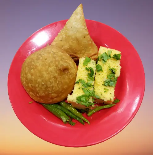 Samosa [1 Piece] With Kachori [1 Piece] And Dhokla [2 Pieces]