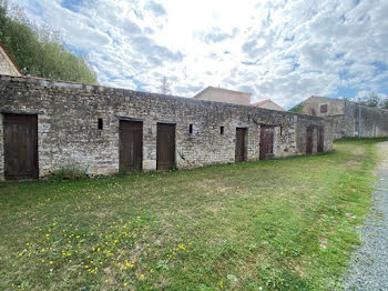 maison à Saint-Jean-de-Beugné (85)