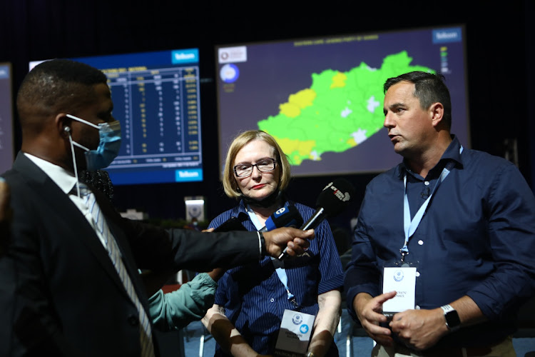 DA federal council chair Helen Zille stands next to DA leader John Steenhuisen as he answers questions from the media at the IEC Results Centre in Pretoria. File photo: MASI LOSI