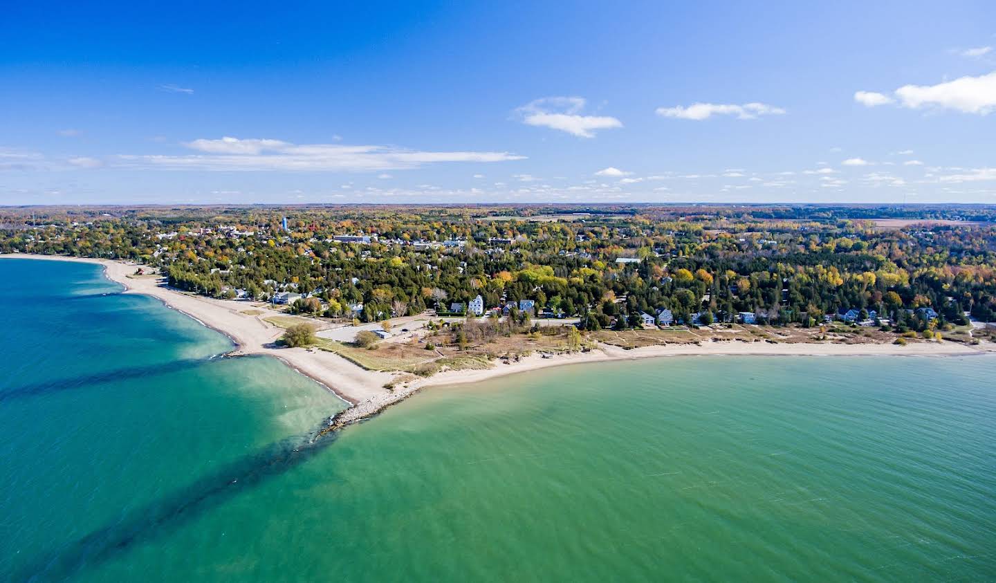 Land Saugeen Shores