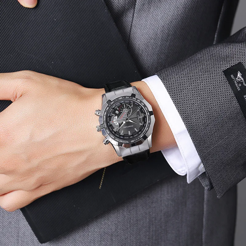 Heren business horloge met niet-mechanische kalender. Stijlvol en functioneel voor de moderne man. Perfect voor een georganiseerde en elegante look.