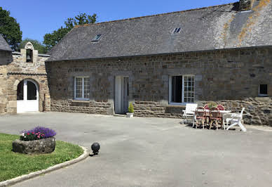 Maison avec jardin 8