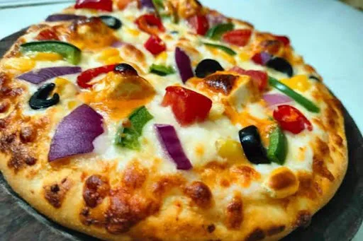 Capsicum Corn Onion Cheese Mix Pizza