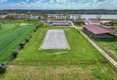 Farmhouse with pool 4