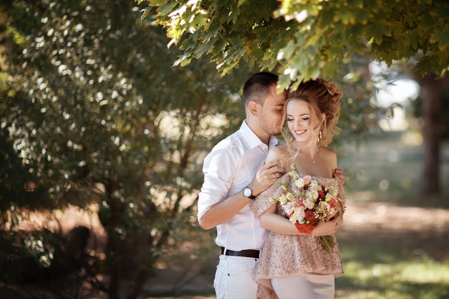 Fotógrafo de bodas Aleksey Mostovoy (palmera300991). Foto del 11 de septiembre 2017