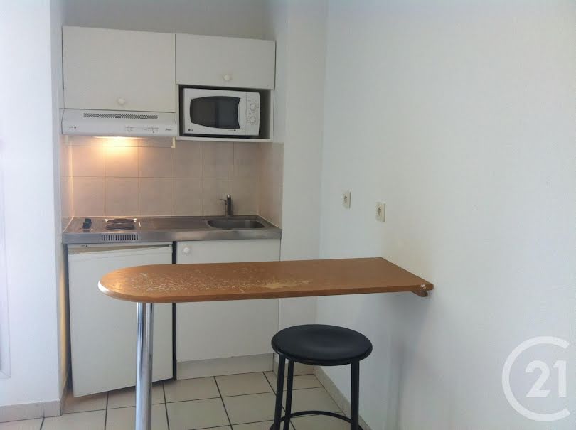 Location meublée appartement 1 pièce 18.4 m² à Montpellier (34000), 490 €