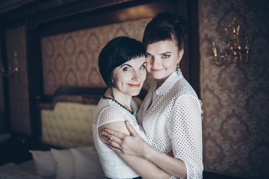 Photographe de mariage Ekaterina Antonova (katyaant). Photo du 1 août 2017