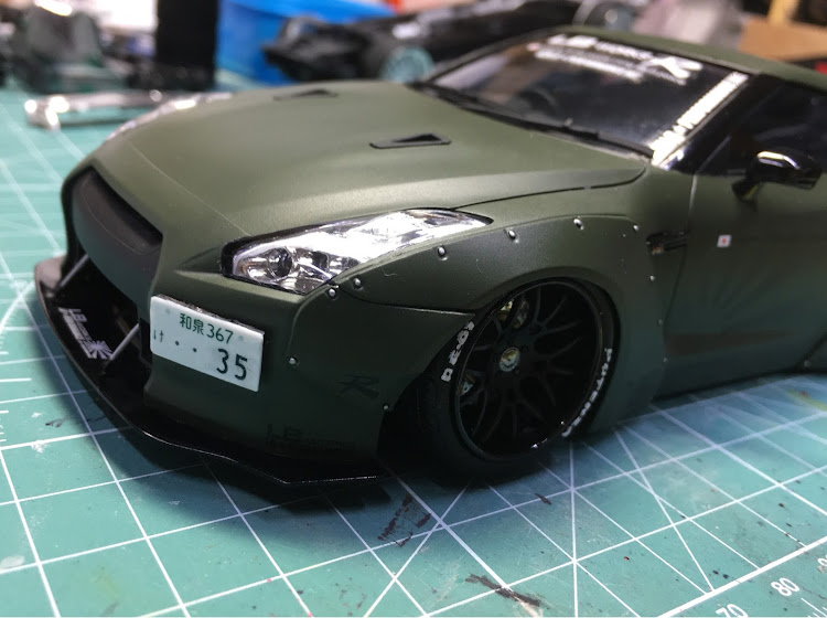 銀の部屋さんが投稿したR35・エムズガレージ・プラモデルに関するカスタム事例の投稿画像2枚目