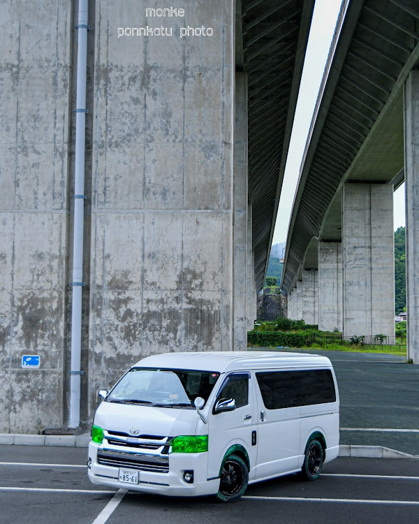 ハイエースワゴンのハイエースワゴン・原田高架下公園・７月もよろしくお願いいたします・知り合いに遭遇・梅雨に関するカスタム事例の投稿画像1枚目