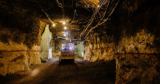 Zimbabwe has extended an incentive for the country’s biggest gold miners to beat their state-set output targets.