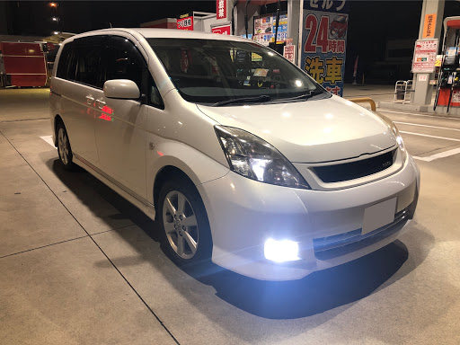 アイシス Anm10wのまた車増えた 笑 初めてのトヨタ車 Ct未登録だったやつ アイシス プラタナに関するカスタム メンテナンスの投稿画像 車 のカスタム情報はcartune