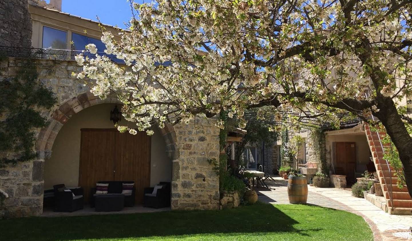 Maison avec piscine et jardin Lagrasse