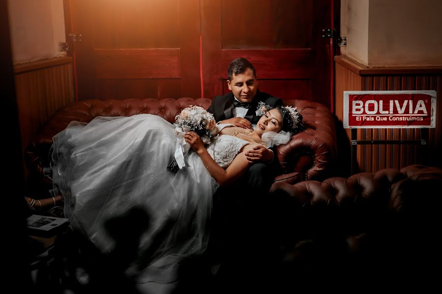 Bröllopsfotograf Denys Miguel Vedia Chumacero (denysvedia). Foto av 31 mars 2023